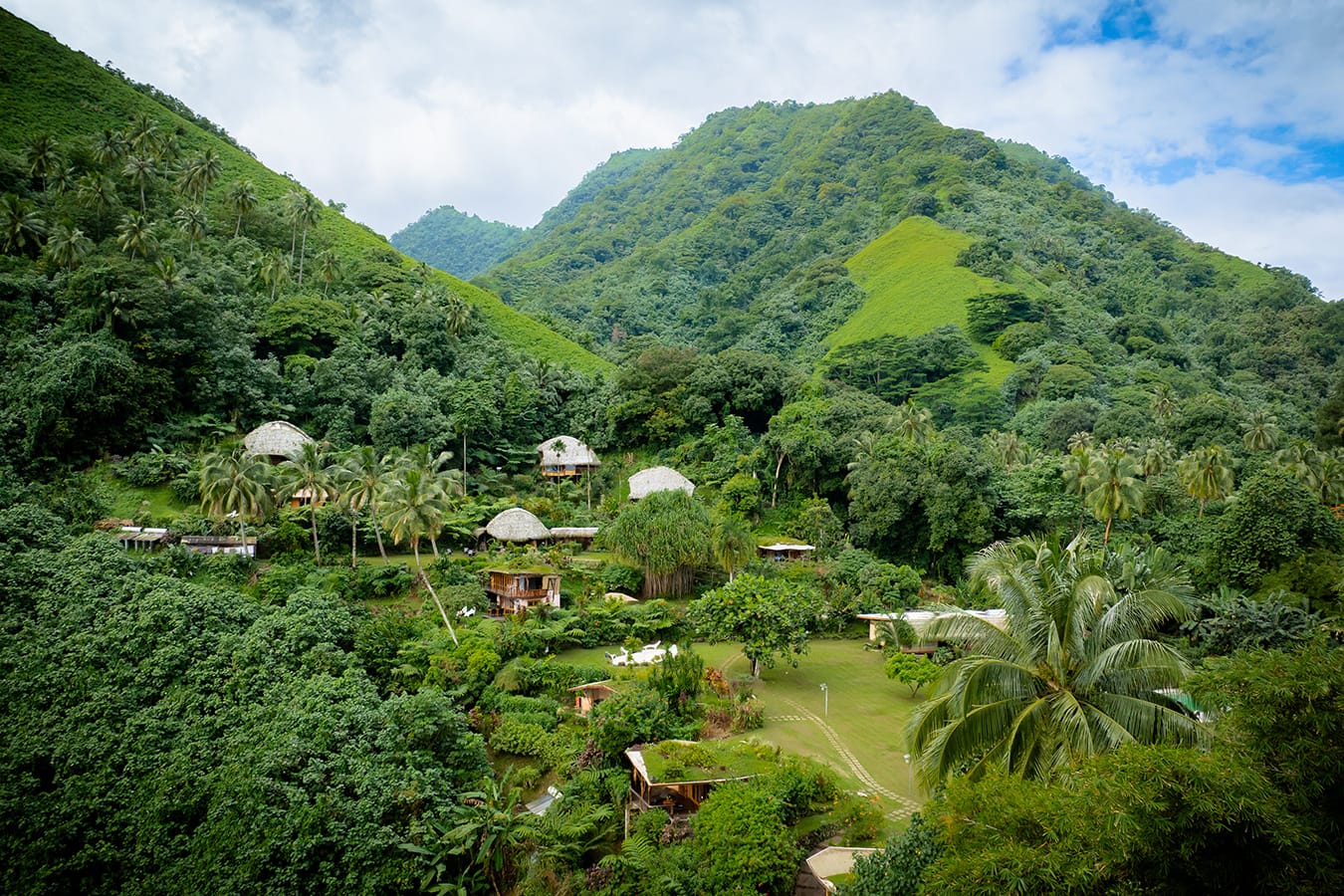 Vanira Lodge in Teahupoo, French Polynesia